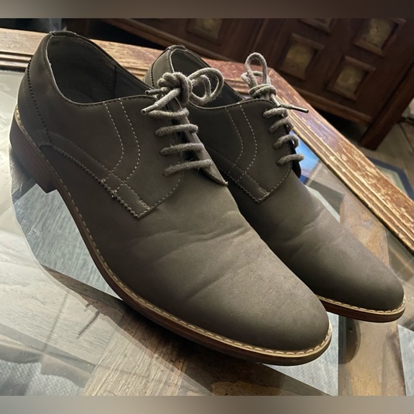 Perry Ellis Portfolio Suede Gray Dress Shoes 9 - Picture 1 of 3